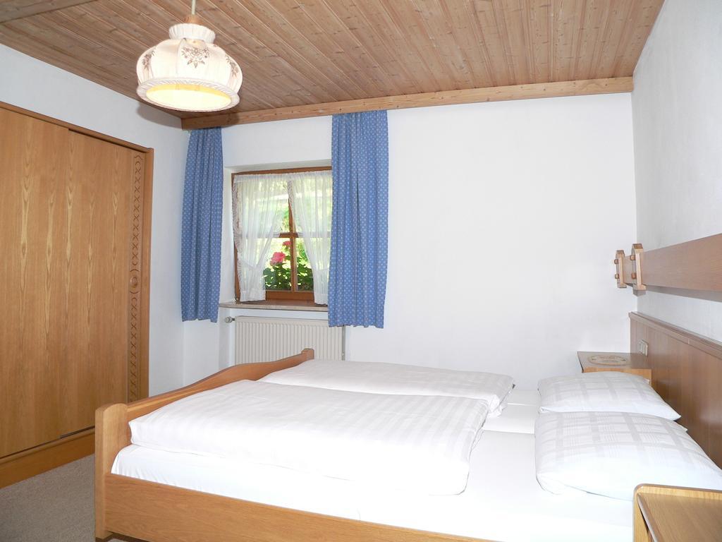 Gasthof - Pension Zur Post Achslach Szoba fotó