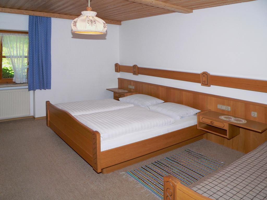 Gasthof - Pension Zur Post Achslach Szoba fotó